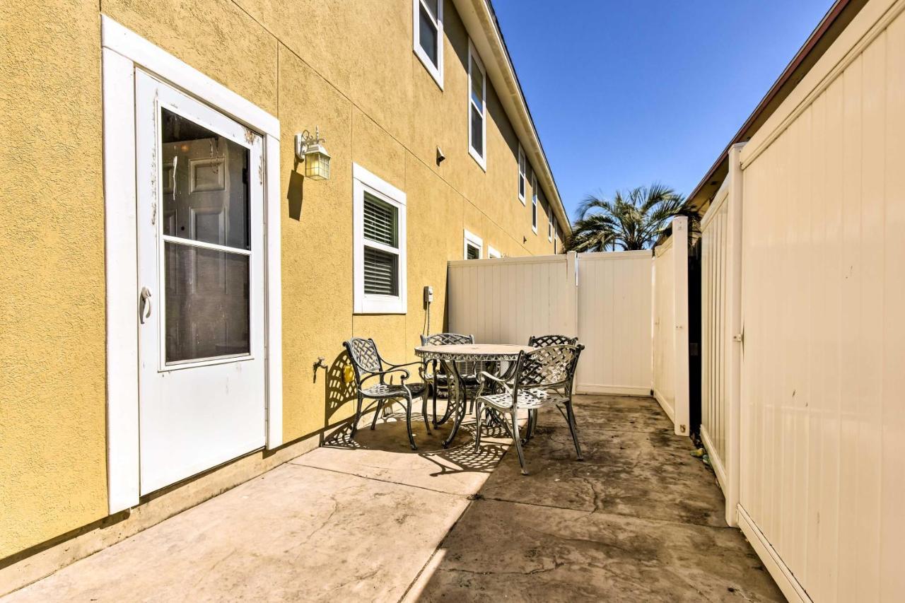 Waterfront Corpus Christi Townhome With Pool And Dock! Eksteriør bilde